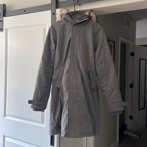 Aritzia TNA Summit (Winter Parka)